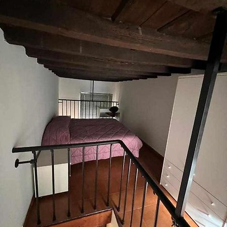 San Martino 1 Bilocale Con Scala A Chiocciola Leilighet Pavia Eksteriør bilde